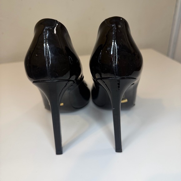 Gucci Glossy Black Heels size 37 - Picture 3 of 10